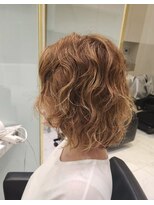 六本木美容室 白金店&nbsp;ブリーチパーマヘア