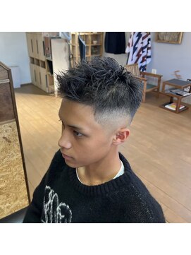 グラウンドタイガー(GROUNDTIGER) スキンフェードショート