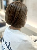 ザビー(THE B)&nbsp;本八幡×ハイライト×白髪ぼかし×グレイカラー×ボブ