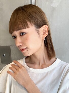 プール(POOL) 【本山貴志】グレーベージュダブルカラー　前髪ストレートボブ