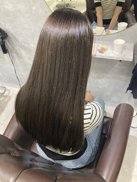 グラッジ 池袋(GLADGE) オリーブベージュ