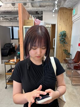 セム(sem) 前髪インナーカラー＋小顔カット