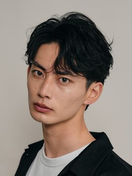 フィフス 仙台(fifth) 仙台センターパートフェザーパーマニュアンスパーマ刈り上げ30代