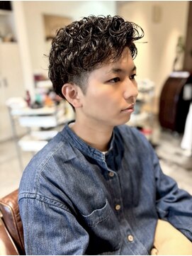 アドラーブル 駅南店(adorable) センターパートソフトツイストパーマメッシュマッシュウルフ