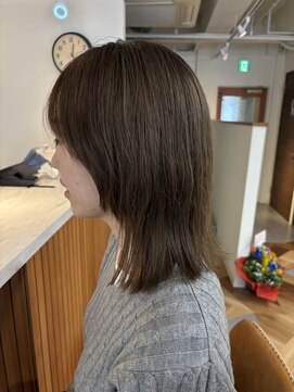 ラナ(LANA) ウルフヘアセット×ベージュカラー