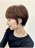 小顔見せミニボブ切りっぱなしボブくびれボブ前髪あり外はね丸み