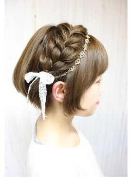 アイビー 吉祥寺(aivee) 【ヘアアレンジ】ボブ風編みこみゴールドベージュ