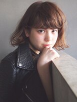 コス(kos) 『nanuk*ueki』クール&キュート☆ハイライトで透け感ボブ