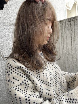 インビテーション 名古屋(invitation) オリーブベージュ〈kohei〉