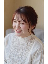 ビーワールド(B WORLD)&nbsp;ゆるっとふわポニー【デザインカラー/髪質改善/ヘアアレンジ】