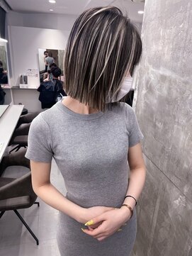 キング 枚方店(K!ng) 【枚方、高槻、梅田】ホワイトハイライト