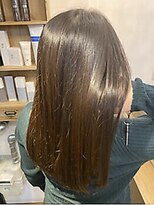 アメリ ココロ 南森町店(Ameri cocoro.)&nbsp;地毛風艶髪【ストレート/縮毛矯正/髪質改善/トリートメント】