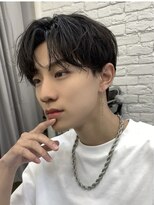 イオエ 心斎橋(ioe)&nbsp;コンマヘアナチュラルセンターパート【韓国メンズアイドルヘア】