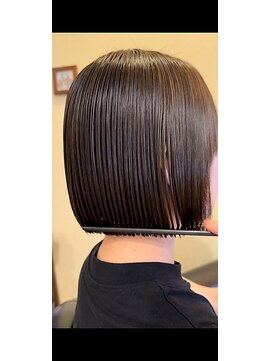 ボブビッシュ 東温店 縮毛矯正クセストパー