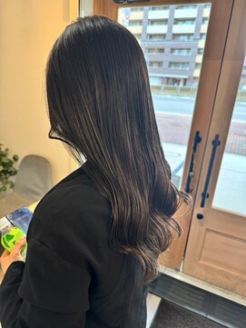 ロッカ(ROCCA) 透明感×ツヤやわらかウェーブロング