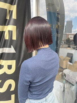 コワファースト 大分(COIFF1RST) 切りっぱなしミニボブ！ピンクカラー