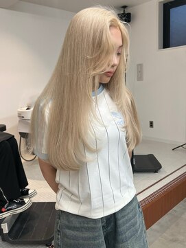 リヴ ウメダ(LIV umeda) ホワイトベージュ/ブリーチ/ダブルカラー【梅田】