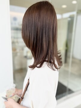 ヒビカ(HIBIKA) ミディアムレイヤー　顔周りレイヤー