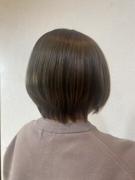 クララ ジョウシン(CLALA Joshin) ショートボブ