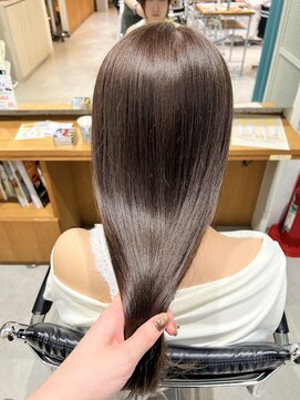 ヘアーエスクールエミュ(hair S. COEUR emu) 透明感ブラウン/松井山手美容室/京都