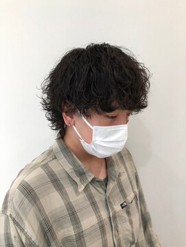 ショートウルフ×波巻きパーマ