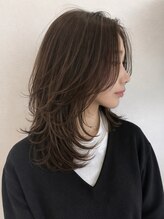 リエンスクレア(RIENS xrea)&nbsp;大人スタイル｜レイヤーカット｜担当：山本優舞（RIENS xrea）