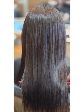 クララ 流山おおたかの森店(CLALA) 艶ブラウン