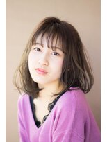 大人かわいいスケバング×ミディアムボブ