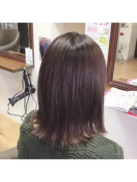 エム クゥール m.coeur ナチュラルセミロング