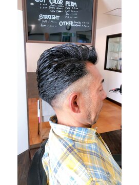 カルムンド バイ トコヘイ(CALMUNDO by TOKOHEI) 【barber style×side back】