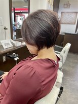 ムーブ(Moob)&nbsp;襟足タイト トップにボリューム"ショースタイル"【別府】