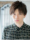 グレーベージュで透明感UP！計算ずくフェザーマッシュT北浦和