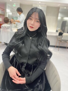 ジーナ 名駅(XENA.) 色気を覆う☆艶のあるブルーブラック