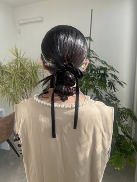 ケーオーエスピンク(K O S pink) ベロアリボンカチモリアレンジ