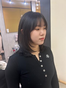 ハブ(hub) 【天神今泉】ミディアムレイヤー