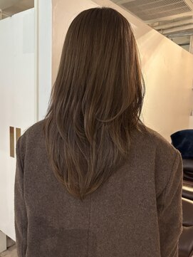 ライン(LINE) ブリーチなし/マロンベージュ/バイカルテ/レイヤーカット