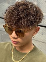 イーラ(era) メンズ刈り上げマッシュ眉毛