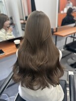 レブ 三条河原町(Reb,) ブリーチなしダブルカラーレイヤーカットミルクティーベージュ