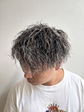 アンド グラフ(& Graph.) ツイストメッシュツーブロックメンズパーマ