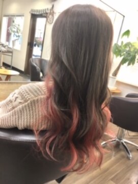 ヘアスタジオモモ(HAIR STUDIO Momo) インナーカラー