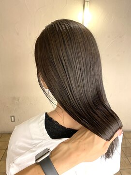 フォルメージ(formage) ダークグレージュ