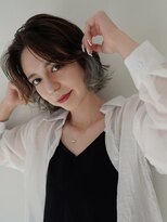 ログ オモテサンドウ(L.O.G OMOTESANDO)&nbsp;ハイトーンインナーカラーボブ