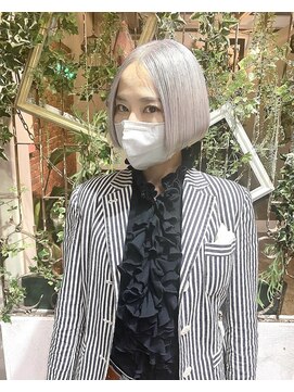 アルク(A.R.K) ホワイトカラー