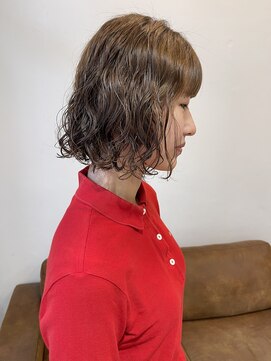 アスティブランシュ(Asti blanche) プツッとボブパーマ/柔らかベージュカラー