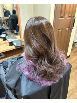 オーストヘアジジ(Aust hair Gigi) インナーカラー　ラベンダーピンク