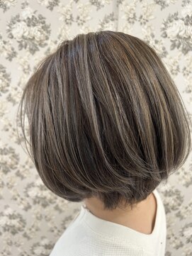 ルシエル バイ カトレアグループ(Le Ciel) ダークアッシュカラー、30.40.50.60代、ハイライトカラー