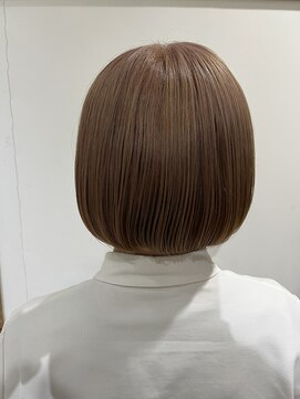 ウタ(uta) ミルクティーベージュ