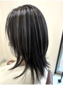 コントラストハイライト　ブリーチ　ベース暗め　アッシュグレー
