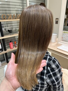 ギンザ シロー(GINZA CIRO) 白髪ぼかしハイライト