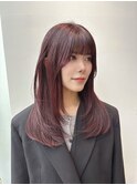 韓国レッドカラーミディアムレイヤーカット前髪顔まわりカット